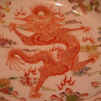 �ŉ����甃����������̊��q